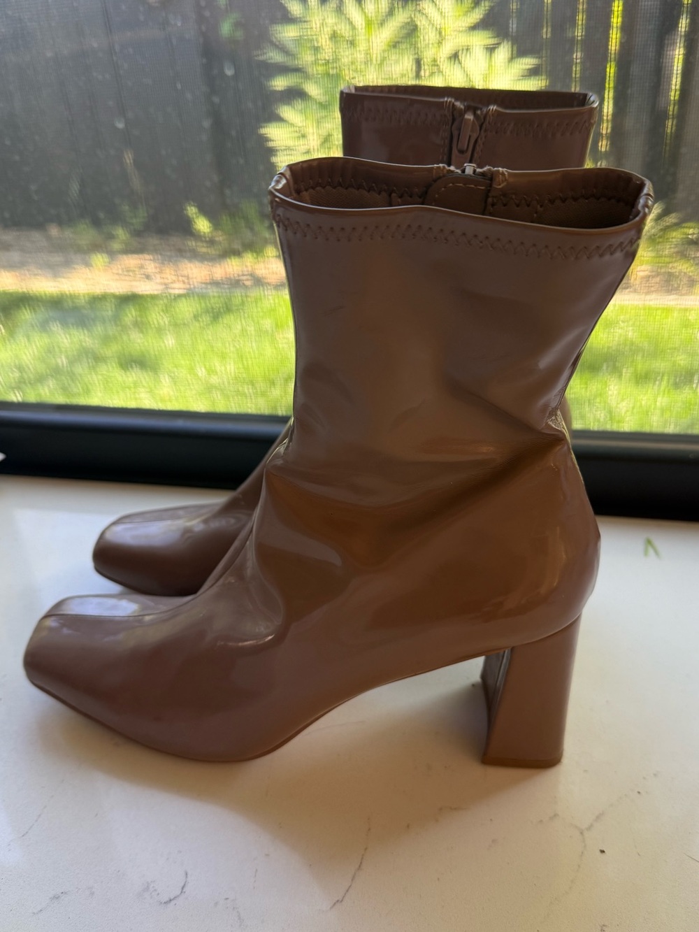Steve Madden Taupe Patent Block Heel Ankle Boots
